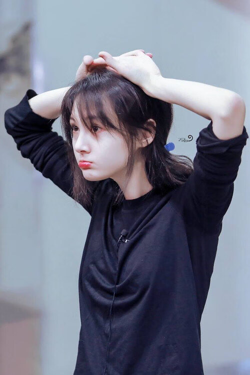 “费尔南多·比亚尔巴:橄榄球战术革新的先锋,阿根廷美洲狮队的未来巨星”